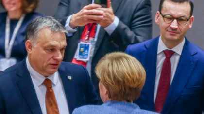 Criza UE continua. Premierul polonez spune ca nu va vota bugetul si ca va combate ''oligarhia europeana". PE refuza sa cedeze Criza UE continua. Premierul polonez spune ca nu va vota bugetul si ca va combate ''oligarhia europeana". PE refuza sa cedeze