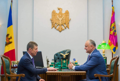 O noua vizita de lucru in Rusia, pe final de mandat. Igor Dodon anunta ca urmeaza sa zboare, din nou, la Moscova. Ce a discutat cu Dmitrii Kozak la telefon O noua vizita de lucru in Rusia, pe final de mandat. Igor Dodon anunta ca urmeaza sa zboare, din nou, la Moscova. Ce a discutat cu Dmitrii Kozak la telefon