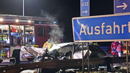 Dezastru provocat de un roman care a intrat cu masina pe contrasens, pe o autostrada din Germania