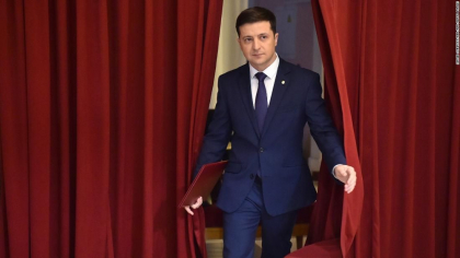 Presedintele Ucrainei, Vladimir Zelenskii, s-a tratat de coronavirus - VIDEO Presedintele Ucrainei, Vladimir Zelenskii, s-a tratat de coronavirus - VIDEO