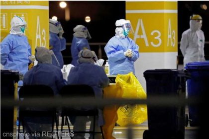 China. Campanie de testare in masa la aeroportul din Shanghai