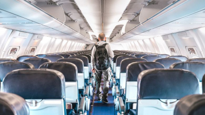Vaccinul anti-Covid ar putea fi obligatoriu pentru calatoria cu avionul. Anuntul unei companii aeriene Vaccinul anti-Covid ar putea fi obligatoriu pentru calatoria cu avionul. Anuntul unei companii aeriene