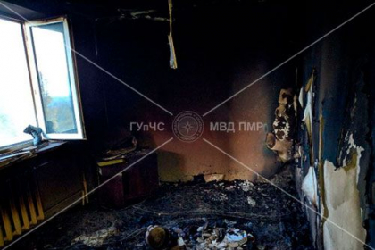 O tigara nestinsa i-a luat viata. Un barbat a ars in propriul apartament, la Bender - FOTO O tigara nestinsa i-a luat viata. Un barbat a ars in propriul apartament, la Bender - FOTO
