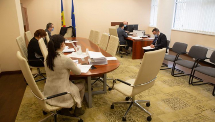 Parlamentul va crea o comisie care va investiga spalarea de bani prin intermediul judecatoriilor si institutiilor financiar-bancare Parlamentul va crea o comisie care va investiga spalarea de bani prin intermediul judecatoriilor si institutiilor financiar-bancare
