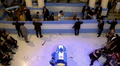 Diego Maradona a fost inmormantat intr-un cimitir de la marginea capitalei argentiniene: „A murit sufletul intregului popor” Diego Maradona a fost inmormantat intr-un cimitir de la marginea capitalei argentiniene: „A murit sufletul intregului popor”