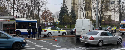 Ce spune politia despre accidentul de pe bulevardul Stefan cel Mare: "Trei persoane au ajuns la spital"