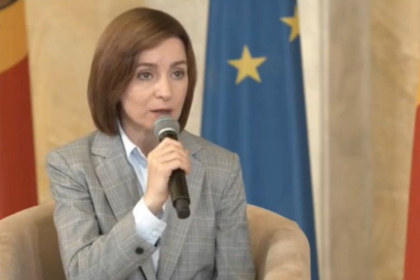 Cum raspunde Maia Sandu, intrebata cine va fi urmatorul prim-ministru si daca s-a intalnit cu Igor Dodon dupa alegerile prezidentiale Cum raspunde Maia Sandu, intrebata cine va fi urmatorul prim-ministru si daca s-a intalnit cu Igor Dodon dupa alegerile prezidentiale