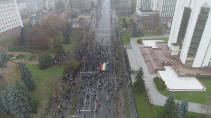 Circulatia rutiera - sistata pe bulevardul Stefan cel Mare, in legatura cu protestul din fata Parlamentului. Ce spune politia - FOTO Circulatia rutiera - sistata pe bulevardul Stefan cel Mare, in legatura cu protestul din fata Parlamentului. Ce spune politia - FOTO