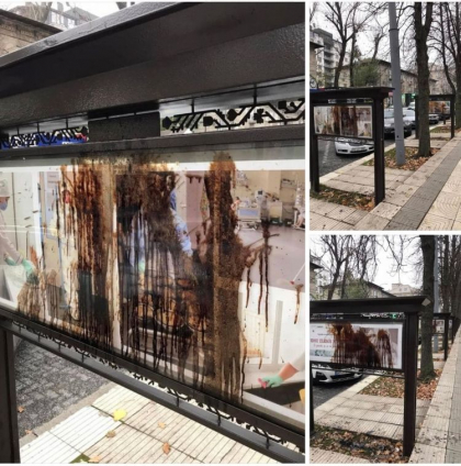 Expozitia foto din centrul capitalei dedicata medicilor din prima linie - vandalizata - FOTO Expozitia foto din centrul capitalei dedicata medicilor din prima linie - vandalizata - FOTO