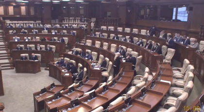 Modificari in componenta unor Comisii. Cei de la PD - schimbati cu Sor. Sirbu - presedinte la Securitate nationala, iar Tauber - sefa Comisiei mediu si dezvoltare regionala
