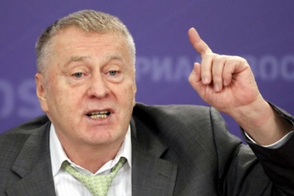 Vladimir Jirinovskii avertizeaza autoritatile din RM: "Daca va fi macar un soldat din stanga Nistrului ucis, veti fi spalati cu sange. Noi vom lua masuri" - VIDEO Vladimir Jirinovskii avertizeaza autoritatile din RM: "Daca va fi macar un soldat din stanga Nistrului ucis, veti fi spalati cu sange. Noi vom lua masuri" - VIDEO