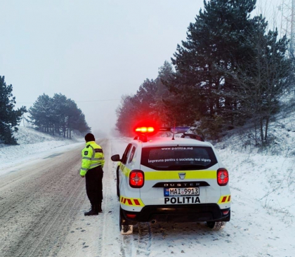 Atentie, soferi. Circulatie dificila din cauza conditiilor meteo nefavorabile