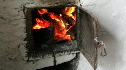 Caz tragic la Soroca. O femeie, care se afla tintuita la pat, a ars de vie in propria casa 
