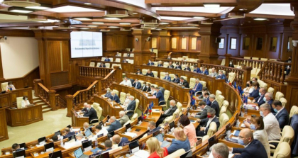 Parlamentul a luat o noua pauza? Deputatii nu se vor intruni in sedinta. Slusari: "Coalitia Kroll-Bahamas a decis sa aiba timp pentru urmatoarele targuri. Dodon este preocupat cum sa dea mai repede foc tarii" Parlamentul a luat o noua pauza? Deputatii nu se vor intruni in sedinta. Slusari: "Coalitia Kroll-Bahamas a decis sa aiba timp pentru urmatoarele targuri. Dodon este preocupat cum sa dea mai repede foc tarii"