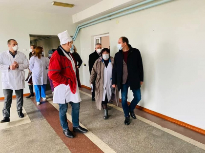 Pacientii pozitivi la Covid-19 cu forme usoare si medii vor fi internati in spitale. Peste 100 paturi - amenajate la Spitalul de Ftiziopneumologie. Ce spune Ion Ceban - GALERIE FOTO