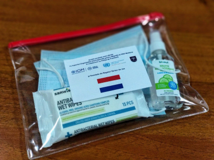 Kituri de calatorie anti-Covid pentru moldoveni la trecerea frontierei. Ce contin acestea
