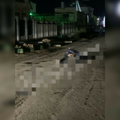Caz groaznic in stanga Nistrului. Un barbat ar fi fost impuscat in plina strada Caz groaznic in stanga Nistrului. Un barbat ar fi fost impuscat in plina strada