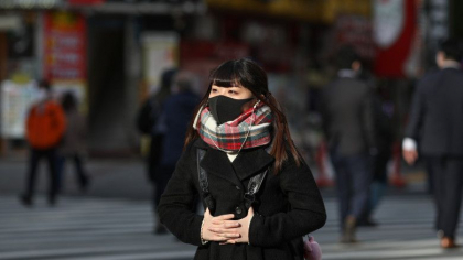Autoritatile din Japonia le cer oamenilor sa poarte masca in propriile case Autoritatile din Japonia le cer oamenilor sa poarte masca in propriile case