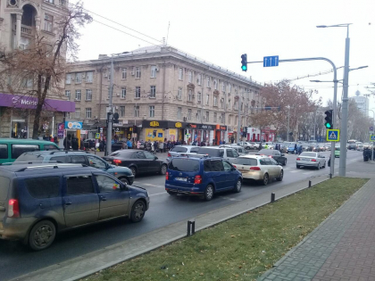 Infotrafic: Pe mai multe strazi din capitala se circula greu. Iata care sunt acestea Infotrafic: Pe mai multe strazi din capitala se circula greu. Iata care sunt acestea
