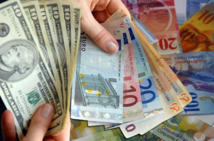 Curs valutar BNM pentru 24 decembrie. Cat costa astazi un euro si un dolar - FOTO