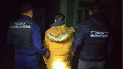 Un barbat din Ungheni, documentat de politisti pentru ca organiza trecerea ilegala a frontierei. Cat cerea pentru serviciile sale Un barbat din Ungheni, documentat de politisti pentru ca organiza trecerea ilegala a frontierei. Cat cerea pentru serviciile sale