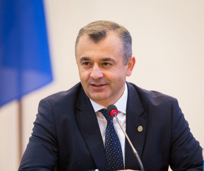 Mesajul premierului in exercitiu de Craciun: "Nu uitati de riscurile care persista si va rog sa sarbatoriti in siguranta"