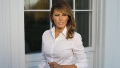 Trump s-a suparat iar pe jurnalisti. Motivul: Revistele de moda au ignorat-o 4 ani pe Melania