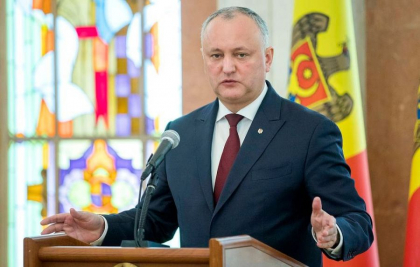 Igor Dodon explica de ce s-a schimbat limba de pe site-ul Presedintiei - VIDEO Igor Dodon explica de ce s-a schimbat limba de pe site-ul Presedintiei - VIDEO