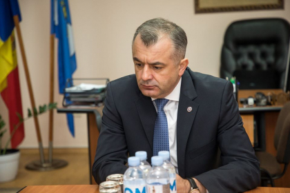 Ion Chicu, catre deputati: "Nu duceti oamenii in eroare. Plecarea unui prim-ministru sau a unui ministru nu inseamna blocarea activitatii institutiei" Ion Chicu, catre deputati: "Nu duceti oamenii in eroare. Plecarea unui prim-ministru sau a unui ministru nu inseamna blocarea activitatii institutiei"