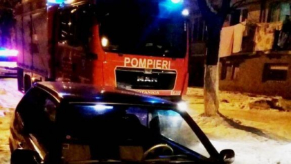Un incendiu a avut loc in noaptea dintre ani in capitala. Doua gherete au luat foc - VIDEO Un incendiu a avut loc in noaptea dintre ani in capitala. Doua gherete au luat foc - VIDEO