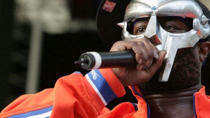 Moartea bizara a unui rapper celebru. Sotia lui a anuntat decesul abia dupa 2 luni Moartea bizara a unui rapper celebru. Sotia lui a anuntat decesul abia dupa 2 luni