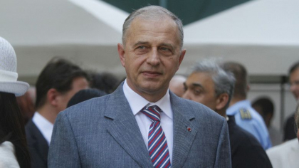 Mircea Geoana, secretarul general adjunct NATO: Condamn cu tarie violentele din Congres. Democratia americana va depasi aceasta cumpana Mircea Geoana, secretarul general adjunct NATO: Condamn cu tarie violentele din Congres. Democratia americana va depasi aceasta cumpana