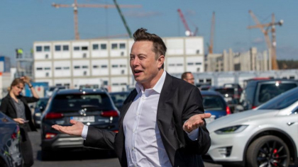 Elon Musk a devenit cel mai bogat om din lume Elon Musk a devenit cel mai bogat om din lume