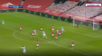 Fotbalistii lui Manchester City isi doresc, pentru al patru an consecutiv, sa cucereasca trofeul Cupei Ligii Angliei Fotbalistii lui Manchester City isi doresc, pentru al patru an consecutiv, sa cucereasca trofeul Cupei Ligii Angliei