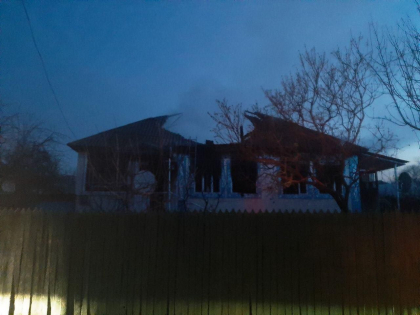 Tragedie la Hancesti. Un barbat a murit, ars de viu, in propria casa. Ce au gasit salvatoii in urma incendiului- FOTO