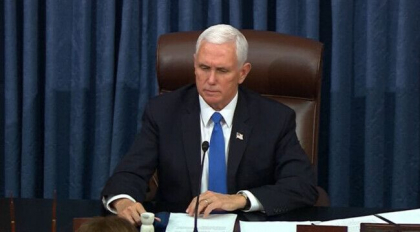 Fotograf Reuters, despre manifestantii de la Capitoliu: Voiau sa il „spanzure” pe Mike Pence Fotograf Reuters, despre manifestantii de la Capitoliu: Voiau sa il „spanzure” pe Mike Pence