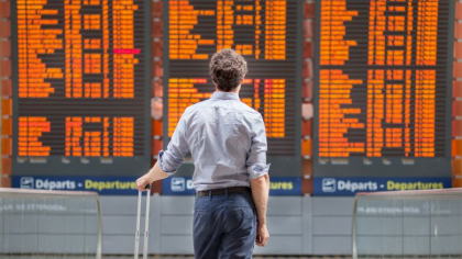 Marile companii de aeriene si de turism nu sunt de acord cu vaccinarea obligatorie pentru calatoriile cu avionul: „Discriminare” Marile companii de aeriene si de turism nu sunt de acord cu vaccinarea obligatorie pentru calatoriile cu avionul: „Discriminare”
