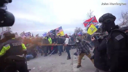 Statele Unite, in alerta maxima. Autoritatile se tem de proteste armate ale sustinatorilor lui Trump Statele Unite, in alerta maxima. Autoritatile se tem de proteste armate ale sustinatorilor lui Trump