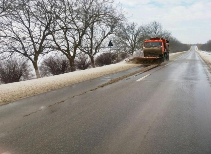 Atentie, ghetus pe mai multe drumuri din tara. Unde s-a intervenit - FOTO