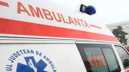 Autocar cu 20 de pasageri, pornit din Republica Moldova spre Italia, implicat intr-un accident in Romania: 6 femei au fost ranite