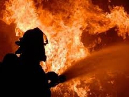 Incendiu in capitala. Un barbat a murit, iar o femeie a fost transportata la spital, in urma izbucnirii unui incendiu intr-un apartament 