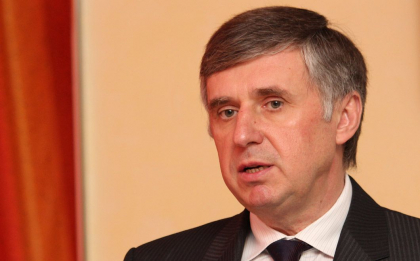 Ion Sturza: "Cea mai frecventa intrebare pe care o aud zilele acestea este daca o sa ma vaccinez" Ion Sturza: "Cea mai frecventa intrebare pe care o aud zilele acestea este daca o sa ma vaccinez"