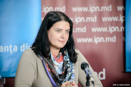 Expert in sanatate publica: ,,O companie de vaccinare o sa accepte ca produsul ei sa ajunga in Moldova numai atunci cand va fi un contract de calitate. Fara acest contract vaccinul nu va intra in tara"