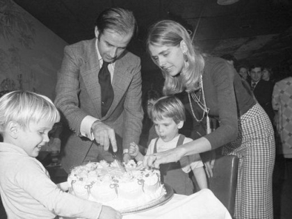 Chiar e cel mai PUTERNIC om al lumii! DRAMELE inimaginabile prin care a trecut presedintele Joe Biden. Familia i-a fost DESTRAMATA