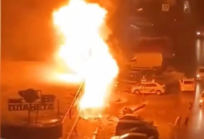 O persoana a murit, iar doua au fost ranite dupa ce o butelie de gaz a sarit in aer intr-o piata din Rusia
