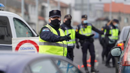 Un sfert din locuitorii Madridului, sub carantina totala. Politia va folosi drone pentru controlul rezidentilor Un sfert din locuitorii Madridului, sub carantina totala. Politia va folosi drone pentru controlul rezidentilor