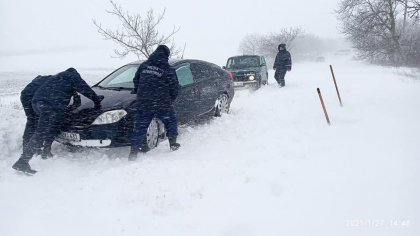 77 de accidente au avut loc noaptea trecuta pe drumurile din tara. Unde s-au produs cele mai multe 77 de accidente au avut loc noaptea trecuta pe drumurile din tara. Unde s-au produs cele mai multe