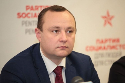 Ar putea PSRM sa nu voteze guvernul Gavrilita? Vlad Batrancea: ,,Daca noi, socialistii, am dori sa mentinem un guvern, de ce domnul Chicu ar fi trebuit sa plece pe 23 decembrie?" Ar putea PSRM sa nu voteze guvernul Gavrilita? Vlad Batrancea: ,,Daca noi, socialistii, am dori sa mentinem un guvern, de ce domnul Chicu ar fi trebuit sa plece pe 23 decembrie?"