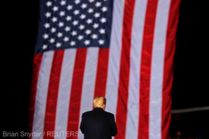 SUA: Fosti oficiali din administratia Bush demisioneaza din Partidul Republican, numindu-l ''cult al lui Trump'' SUA: Fosti oficiali din administratia Bush demisioneaza din Partidul Republican, numindu-l ''cult al lui Trump''