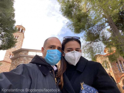 Grecia: Atacuri cu explozivi impotriva unui deputat si sotiei lui Grecia: Atacuri cu explozivi impotriva unui deputat si sotiei lui